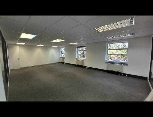 240M² OFFICE TO LET IN BRYANSTON
